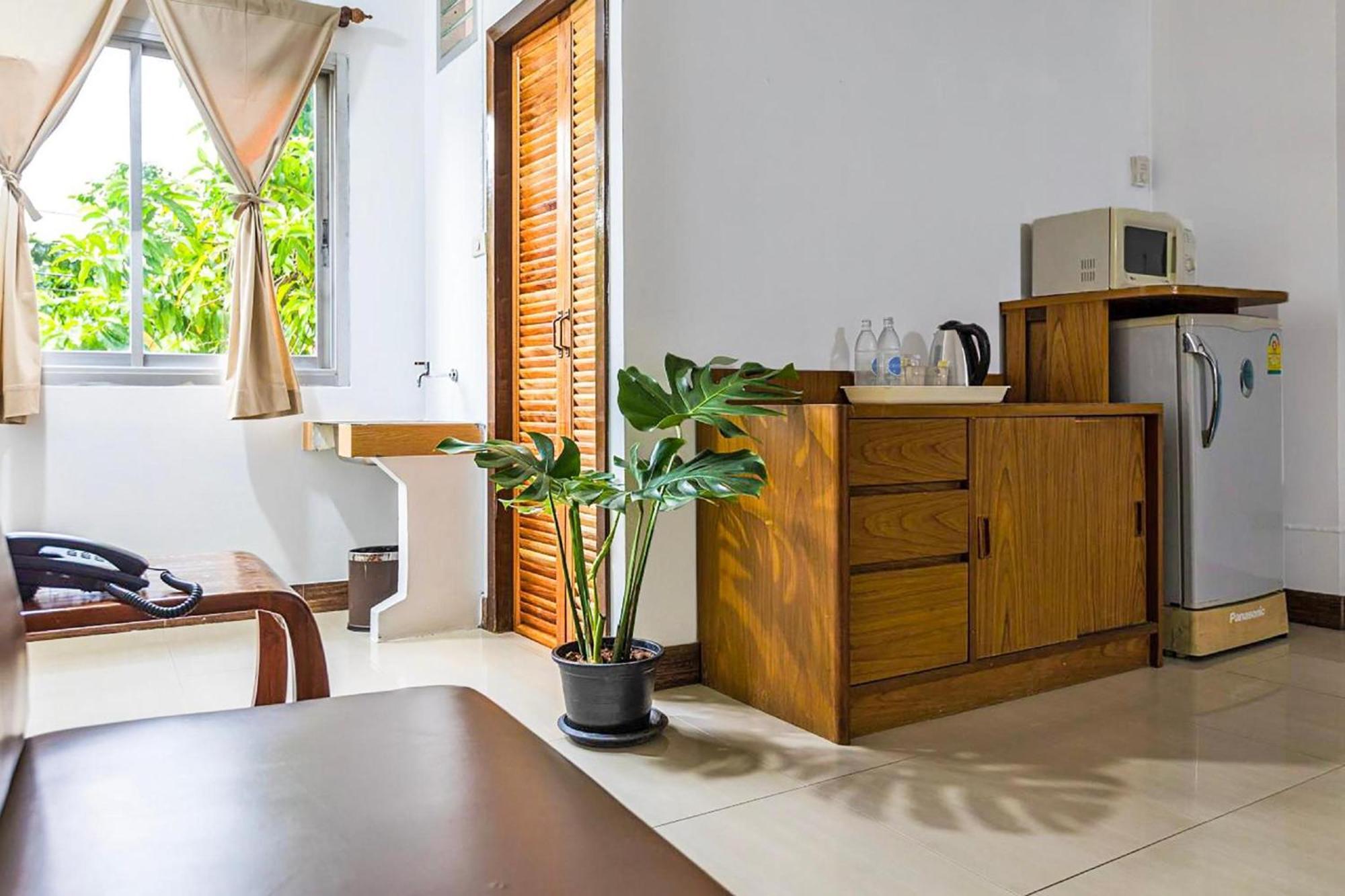 Howard Square Boutique Hotel Bangkok Extérieur photo