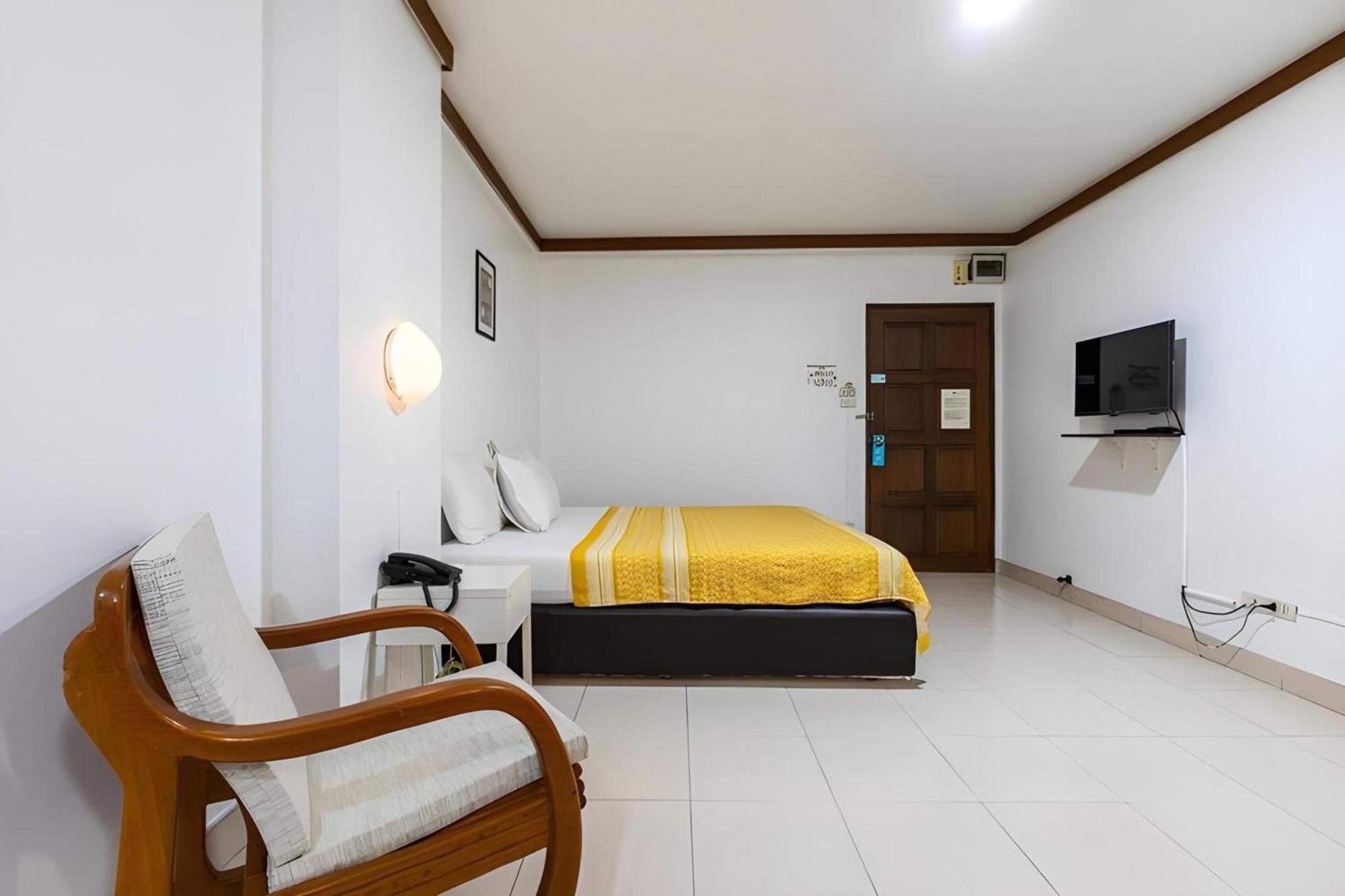 Howard Square Boutique Hotel Bangkok Extérieur photo