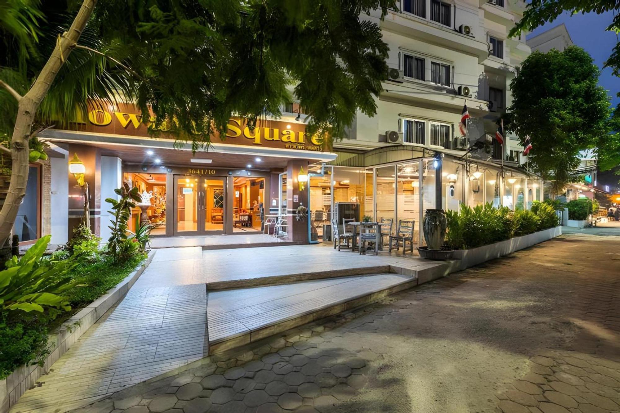 Howard Square Boutique Hotel Bangkok Extérieur photo