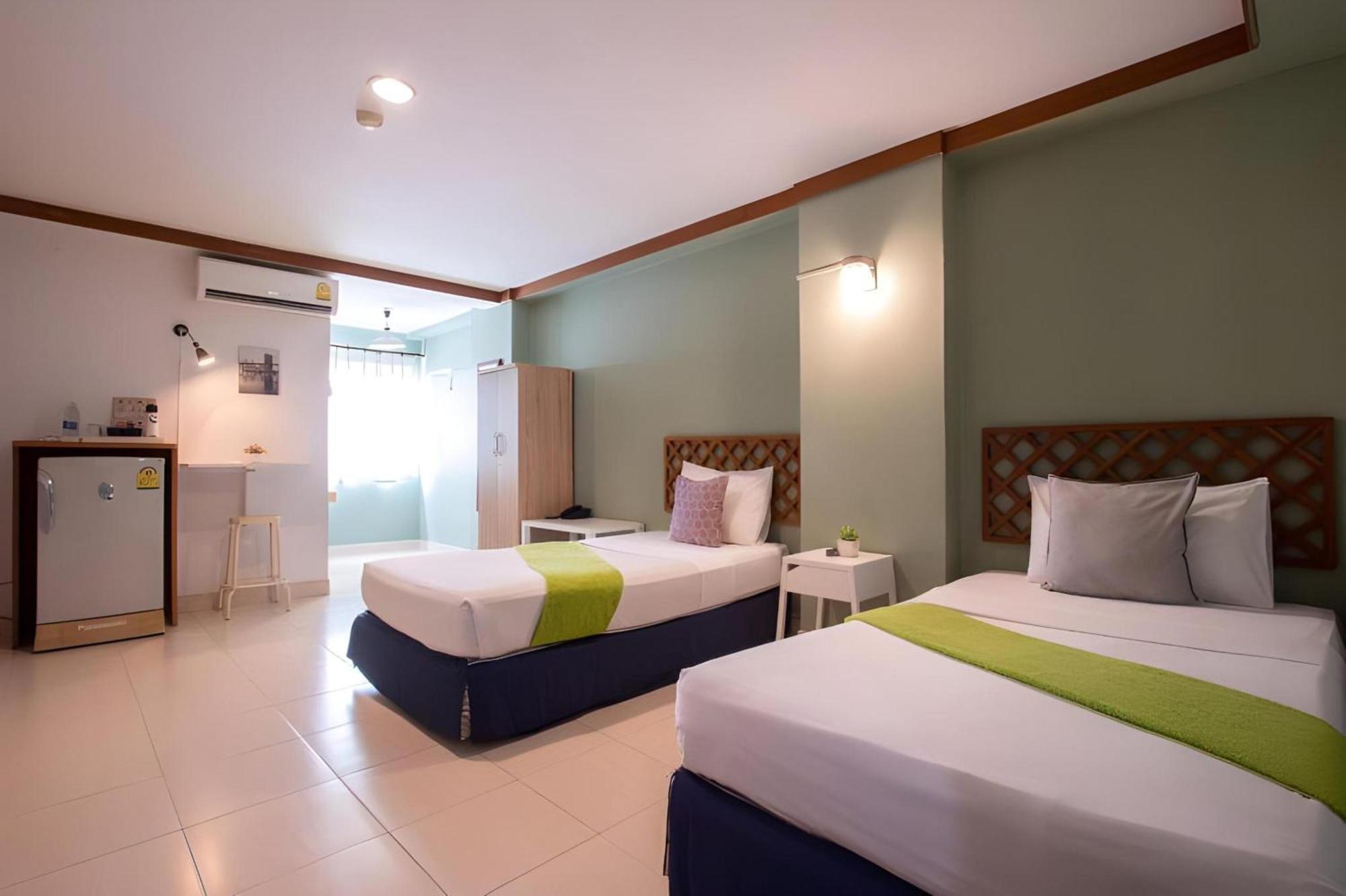 Howard Square Boutique Hotel Bangkok Extérieur photo