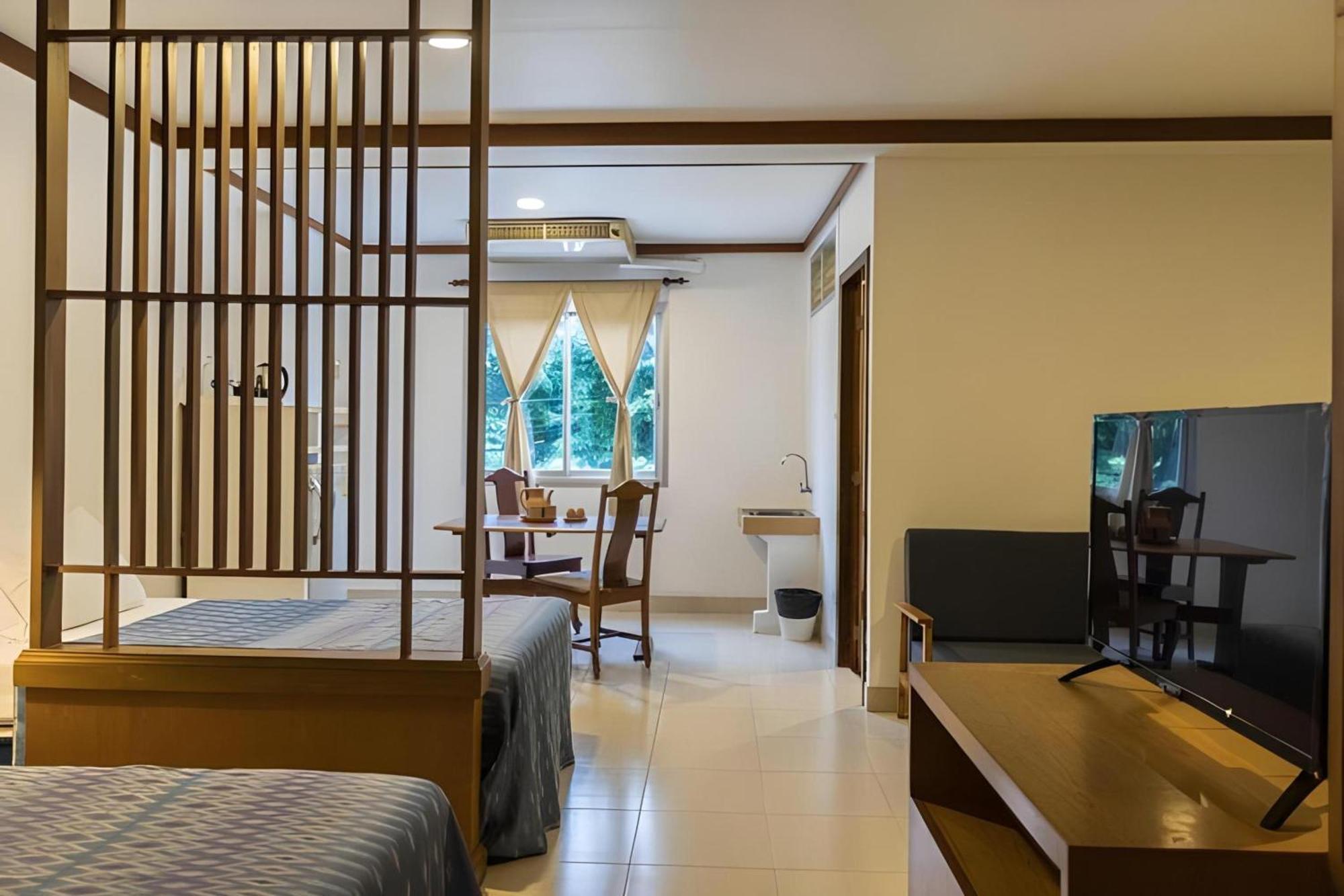 Howard Square Boutique Hotel Bangkok Extérieur photo
