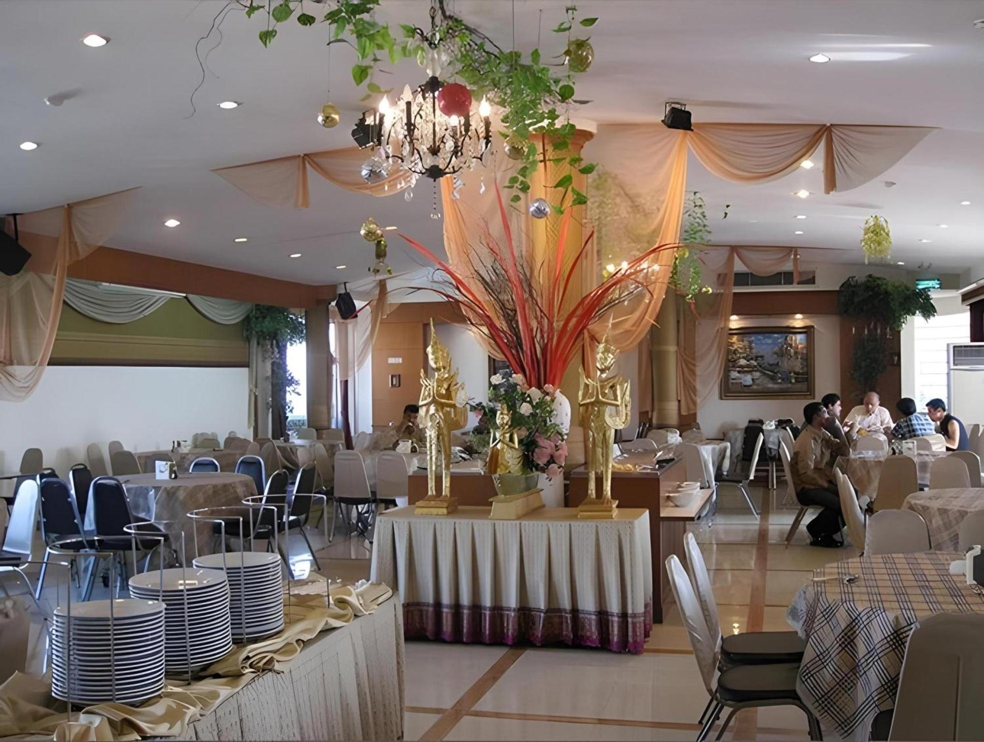 Howard Square Boutique Hotel Bangkok Extérieur photo